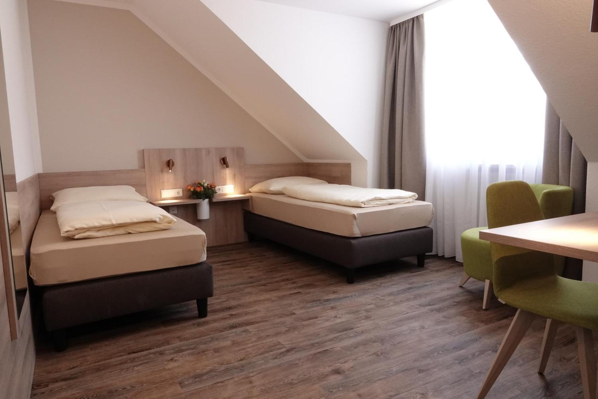 Hotel Alte Brauerei カールスシュタット エクステリア 写真